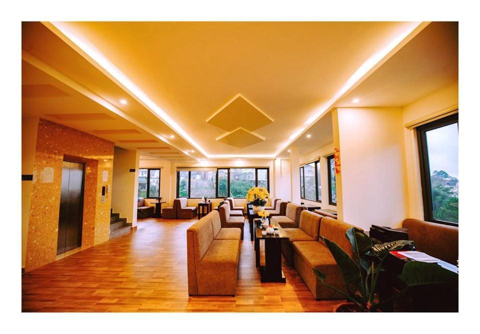 Van Tien Tv Hotel Da Lat- Ttn Hotel Екстериор снимка